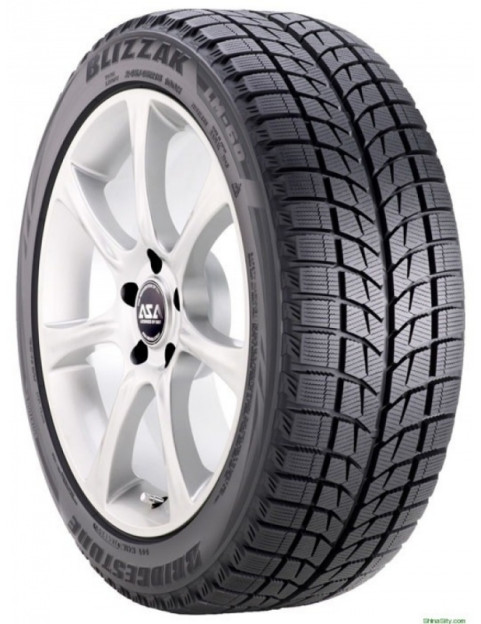 Bridgestone Blizzak LM-60 225/40 R18 88H  не шип