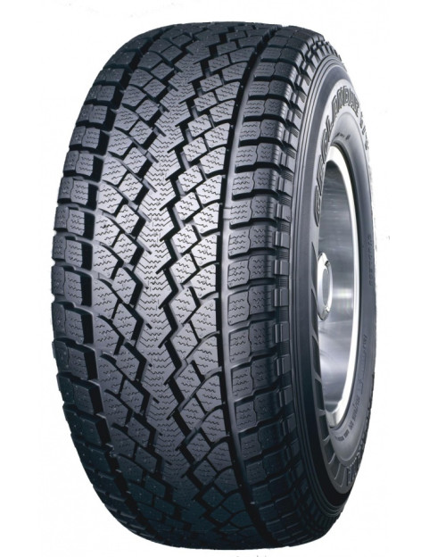 Yokohama Geolandar I/T+ G071 235/70 R16 106T  не шип