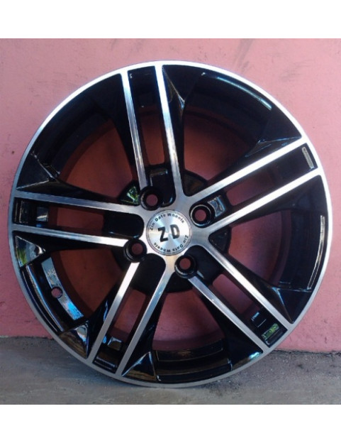 ZD 835 BMF R15 W6,5 PCD4x100 ET35 DIA72,6