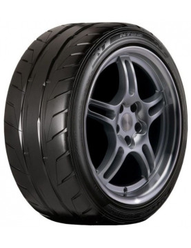 Nitto NT 05 225/40 R18 92W